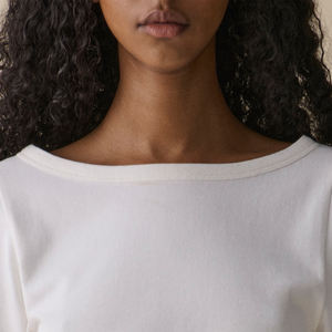 Camiseta Básica de Mujer de Alta Calidad con Diseño de Mangas Largas, Material Suave y Cómodo, con Logotipo, Tela Lisa, Ropa para Uso Diario - Product Image 2