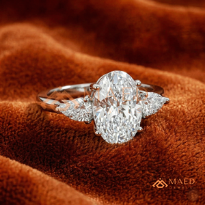 Anillo de Moissanita Plateado con Corte de Pera, Elegante Joyería de Compromiso para Mujer, Anillo de Moda de Lujo, Estilo NYC, Regalo - Product Image 1
