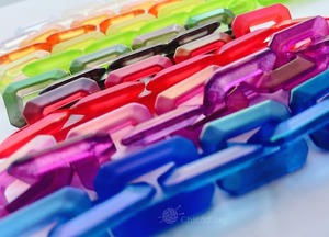 Decoración del hogar: Eslabones de cadena de resina personalizables de gran tamaño y colores claros, eslabones grandes de resina multicolor disponibles. - Product Image 5