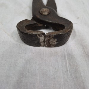 Top Sellers Premium Animal Care <b>Tools</b> Veterinary Instruments Tong Nail <b>Puller</b> Best Quality Adjustable Screw Non Slip Nail <b>Puller</b> - Product Image 6