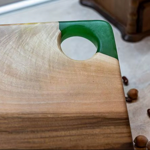 เขียงไม้รีซิ่น Moss Stream รูปทรงสี่เหลี่ยมผืนผ้า หนา 1.5 ซม. เป็นมิตรกับสิ่งแวดล้อม และปลอดภัยสำหรับเครื่องล้างจาน - Product Image 1