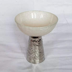 ชามเสิร์ฟสลัดหมุนวนสีชมพูขนาดใหญ่เป็นมิตรกับสิ่งแวดล้อมช้อนฐานโลหะทำด้วยมือทำจากเรซินของขวัญสำหรับธุรกิจเครื่องใช้บนโต๊ะอาหาร - Product Image 6