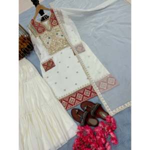 Top de soirée 2XL de créateur Sarara Plazzo avec belle Dupatta - Product Image 3