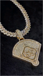 Colgante Personalizado de Hip Hop con Diseño de Escudo de Letras Iced Out y Moissanita Redonda, Joyería Bling - Product Image 4