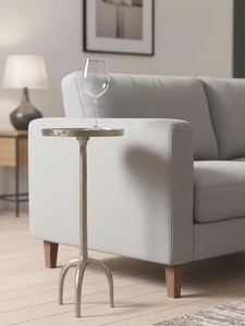 โต๊ะบาร์อะลูมิเนียมหล่อคุณภาพสูง หน้าโต๊ะกลมเรียบ ฐานทรงโดมเพรียวบาง มั่นคงแข็งแรง ดีไซน์หรูหราทันสมัย - Product Image 6