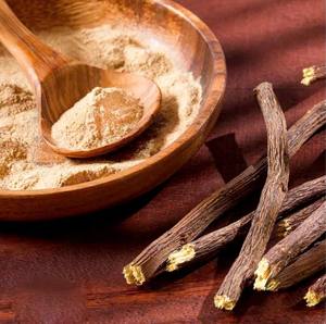 Poudre d'extrait de racine de réglisse du Vietnam avec de la glabridine pour cosmétiques et produits de santé - Product Image 1