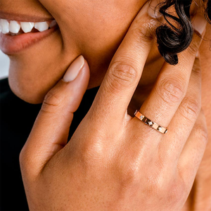 Anillo de Compromiso Apilable con Diamante Cultivado en Laboratorio de Corte Redondo, Oro Sólido de 9K, 10K, 14K, 18K, Color DEF, Claridad VS VVS, Certificado IGI, Anillo de Boda - Product Image 6