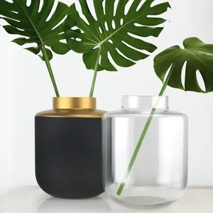 Vase à fleurs en aluminium fait main, centre de table de luxe pour la maison moderne, le bureau, le restaurant, la station balnéaire et l'hôtellerie - Product Image 2