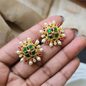 Vintage Jadau <b>Small</b> <b>Stud</b> <b>Earrings</b> with Zircon and Pearl - Product Image 2