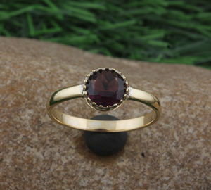 แหวนเงินแท้ 925 ประดับพลอยโกเมนแดงธรรมชาติ ชุบทอง ดีไซน์คลาสสิก หินประจำเดือนมกราคม ของขวัญวันครบรอบสำหรับผู้หญิง - Product Image 2