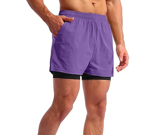 Shorts de sport pour hommes en tissu respirant, coupe ajustée, style streetwear, avec logo personnalisé, pour entraînement et tenue décontractée - Product Image 3
