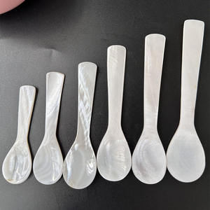Handmade Luxury Mother of Pearl Shell Spoon for Caviar Serving Seafood Appetizers Jam Dessert Cheap Price for Hotels Restaurants - Product Image 5