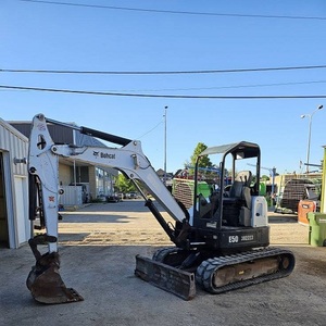 รถขุดขนาดเล็ก Bobcat ดีเซล ประสิทธิภาพสูง พร้อมปั๊มไฮดรอลิก KYB และระบบเกียร์ พร้อมระบบไฮดรอลิกเสริม - Product Image 3