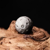 Sphère de pierre de lune en obsidienne argentée mate naturelle de 4 cm, météorite planétaire, astéroïde, pierre précieuse, décoration d'intérieur, 40 mm