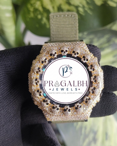 Reloj Pragalbh Jewels con Bisel de Calavera Personalizado, Incrustaciones de Diamantes, Micro Pavé, Acero Inoxidable, Lujoso, Estilo Hip Hop - Product Image 3