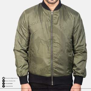 Chaqueta Bomber de Satén para Hombre Mawra con Logotipo Personalizado, Camuflaje, Patchwork, Impermeable, Transpirable, Ecológica, Bordada, con Cierre, Unisex - Product Image 5
