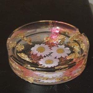 Cendrier en résine avec logo personnalisé pour articles promotionnels, accessoires pour fumeurs et produits de marque d'entreprise de luxe - Product Image 4