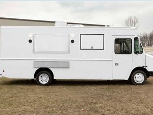 Brand New 18-foot <b>Freightliner</b> MT45/MT55 Step Van Converted Iron Food <b>Truck</b> Broiler Pizza Oven Panini Press Griddle Slicer 4 - Product Image 6