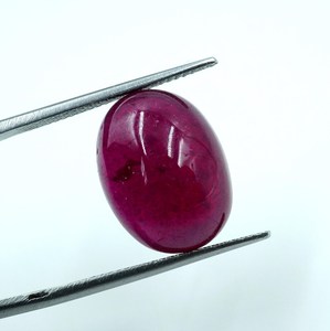 พลอยทับทิมสีชมพูแดงธรรมชาติทรงรูปไข่ 14.70 กะรัต (16x12x7 มม.) สำหรับทำเครื่องประดับ - Product Image 4