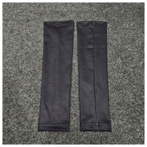 Manchons de compression sportifs en soie glacée anti-UV rafraîchissants pour hommes et femmes, antidérapants, respirants et extensibles - Product Image 6