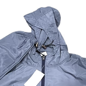 Ensemble de survêtement décontracté en nylon 100 % uni de qualité export pour hommes et femmes, personnalisable, pour l'entraînement et le jogging - Product Image 2