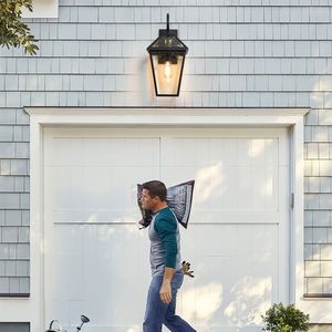 Applique murale moderne en métal noir et verre transparent, 21 po H, lanterne murale extérieure, 1 unité, pour éclairage de porche et de jardin, lampes murales extérieures - Product Image 3