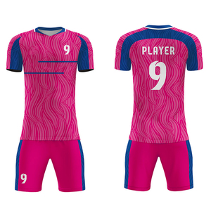 Maillot de football à manches courtes 100 % polyester écologique pour adultes, style mode homme, ensemble uniforme avec short - Product Image 1