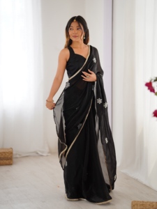 Sari en soie multicolore brodé de perles avec bordure dorée, séchage rapide, pour femme, idéal pour les fêtes et mariages, tenue traditionnelle indienne et pakistanaise - Product Image 2