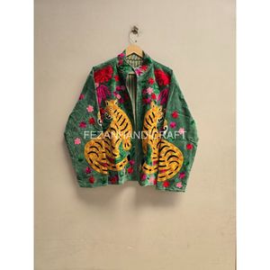 Blazer de terciopelo verde bordado con estampado de tigre y flores, cuello mandarín, chaqueta de mujer con botonadura sencilla, ropa de primavera - Product Image 1