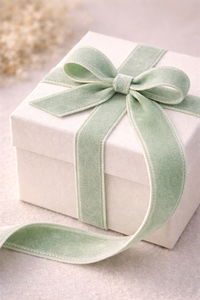 Cinta de Terciopelo de una Cara de 31 mm de Neelkamal Industries, 100% Poliéster, Resistente al Encogimiento, Decorativa para Envolver Regalos y Adornos de Ropa - Product Image 3