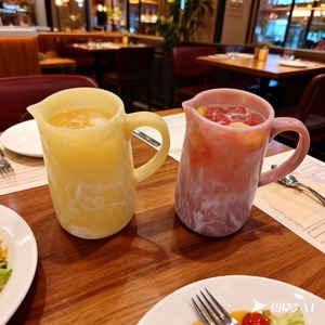 Export Quality Resin Jug with Unique Artistic Design Handmade Decorative Drink Pitcher for <b>Table</b> Display Available At Best Price - Product Image 4