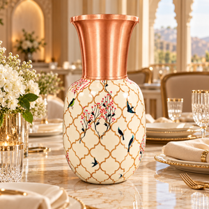Carafe/Pichet en cuivre de fabrication indienne avec motif d'animaux sauvages et de fleurs, 1000 ml, décoratif de luxe pour la maison - Product Image 4