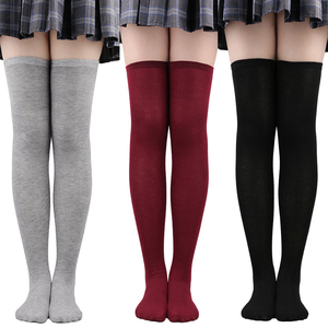 Chaussettes de compression montantes pour femmes, couleur unie, OEM, bas tricotés au genou, doux et extensibles, pour le yoga, le quotidien, l'école, le cosplay - Product Image 6