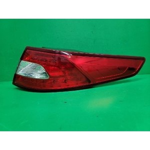 Luz Trasera Derecha Usada Optima 924022T100 - Product Image 1