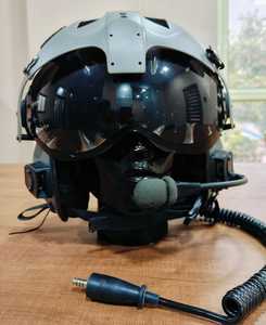 Casco de Piloto de Helicóptero de Ala Rotatoria, Marca Jupitor, Diseño Integral, Materiales de Fibra de Carbono y Aramida, Doble D - Product Image 1
