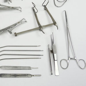 Offre Spéciale : Boîte d'instruments chirurgicaux en acier inoxydable pour goitre (BOITE POUR GOITRE) – Pour glande thyroïde enflée – Par Dentavex - Product Image 6