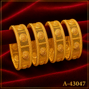 MOLL JEWELLERS กำไลข้อมือทอง 24K ชุบทองคำขาว ดีไซน์คลาสสิกทันสมัย ประดับเพชรซิคอน ลายเรขาคณิต สำหรับผู้หญิง เหมาะสำหรับงานแต่งงาน งานปาร์ตี้ รุ่นที่สาม - Product Image 1