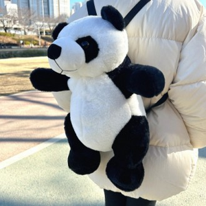 กระเป๋าเป้สะพายหลังตุ๊กตาหมีแพนด้าตัวใหญ่พร้อมถุงแบบบูรณาการ - Product Image 1