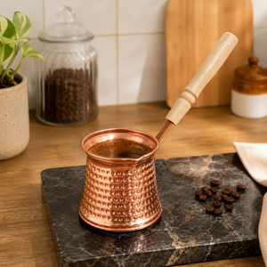 Cezve Ibrik en Cuivre Pur Martelé Fait Main avec Poignée en Bois – Cafetière Turque, Arabe, Grecque, Expresso, Chauffe-Lait – Idéal Cadeau - Product Image 3