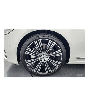 Volvo S90 B6 AWD Ultimate 2024/5 avec conduite à gauche, boîte automatique, sièges en cuir, caméra de recul, 19 976 km, brillant - Product Image 5