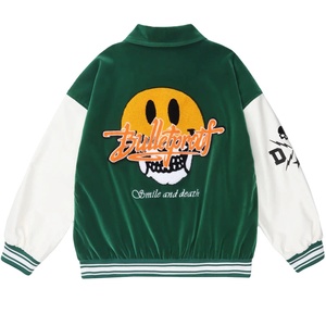 Chaqueta Varsity Unisex Verde con Parches Bordados y Diseño de Letras, Ropa Urbana de Invierno, Cuello Alto, Logotipo Frontal - Product Image 4