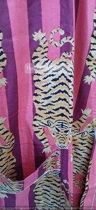 Kimono long pour femme imprimé tigre, robe de chambre à manches courtes, col en V, avec cordon de serrage, élégante tenue de nuit pour l'été - Product Image 4