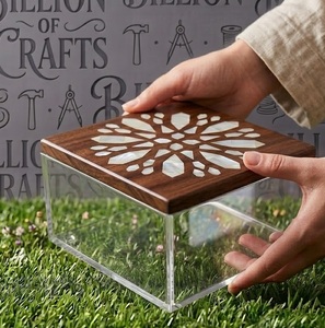 Caja de Regalo de Plexiglás Premium para Chocolates, Dulces, Caramelos y Regalos para Ocasiones Especiales - Product Image 2