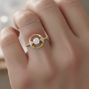 Bague de fiançailles classique à taille ronde avec halo de diamants en or, bijoux de mariage raffinés pour femmes - Product Image 6