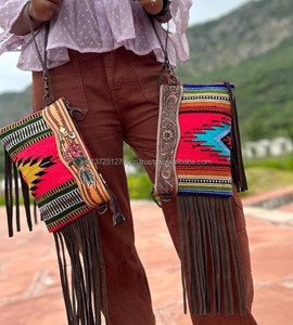 Nouveau Western élégant sellé couverture en cuir usiné sacs à bandoulière en cuir aztèque de haute qualité sacs à bandoulière Vintage Multi couleur sacs - Product Image 3