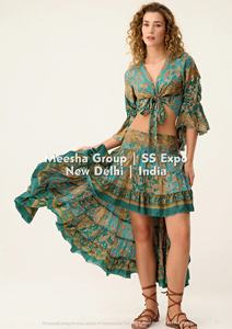 Ensemble coordonné imprimé floral bohème pour femme – Haut court à nouer à col en V et jupe longue à volants asymétrique – Ensemble deux pièces – Assortiment - Product Image 4