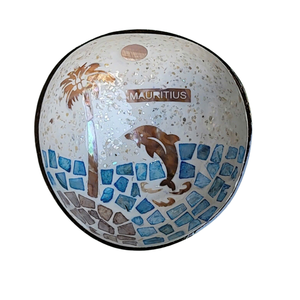 Vente en gros de bols en coquille de noix de coco faits à la main, gravés, écologiques, de qualité supérieure, design de vaisselle de cuisine - Product Image 1