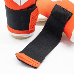 Guantes de Portero Profesionales Blancos de PU con Agarre de Látex, Protección Completa para los Dedos, para Entrenamiento y Partidos de Fútbol al Aire Libre, Unisex - Product Image 4