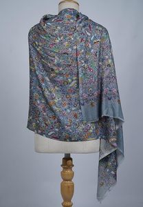 Estola de Cachemira, Seda y Modal Premium para Mujer, Ligera y Suave, Chal con Estampado Digital de Diseñador y Detalles de Cristal - Product Image 3