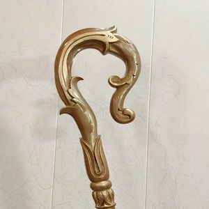 Crosier clásico de latón con acabado dorado, bastón pastoral elegante para obispo, bastón litúrgico, artículos litúrgicos de alta calidad. - Product Image 1
